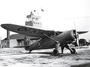 Stinson_Reliant_(FK924)_Royal_Navy