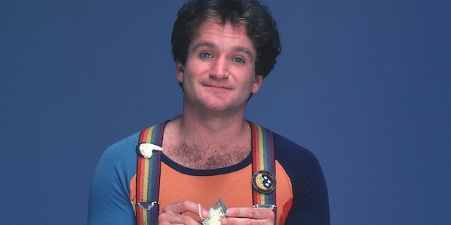 Robin Williams poses for Mork & Mindy.